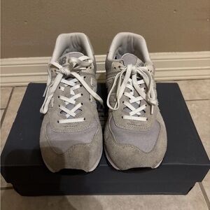 New Balance Men's Gray Sneakers